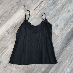 Ivy & Main • Lace Camisole